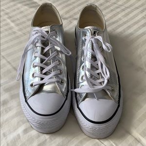 Women’s converse platform sneakers
